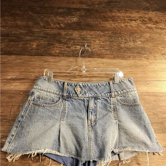 Garage Washed Blue Denim Skort Skirt - Picture 1 of 6
